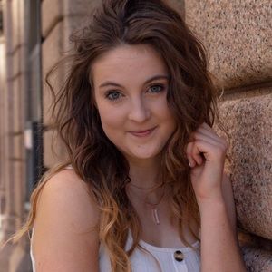 Meet your Posher, Harmony